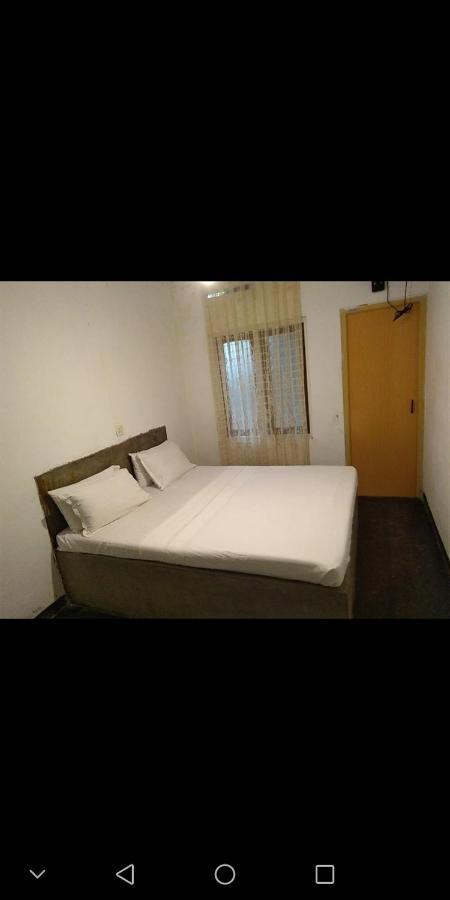 Sinharaja Hostel 114 Deniyaya Phòng bức ảnh