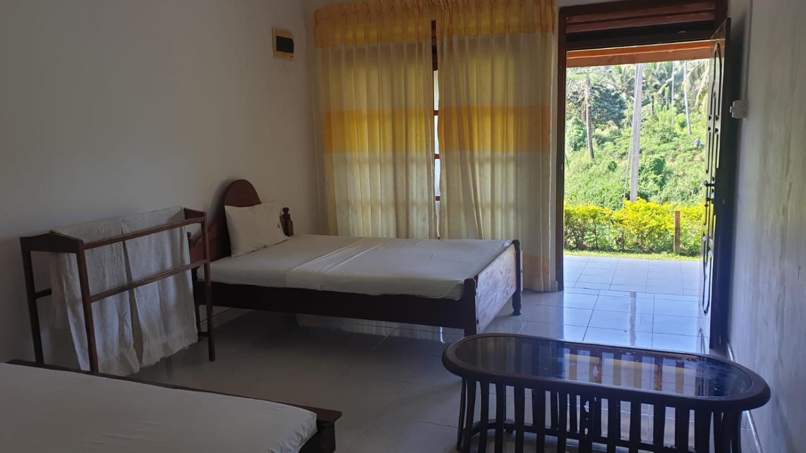 Sinharaja Hostel 114 Deniyaya Ngoại thất bức ảnh