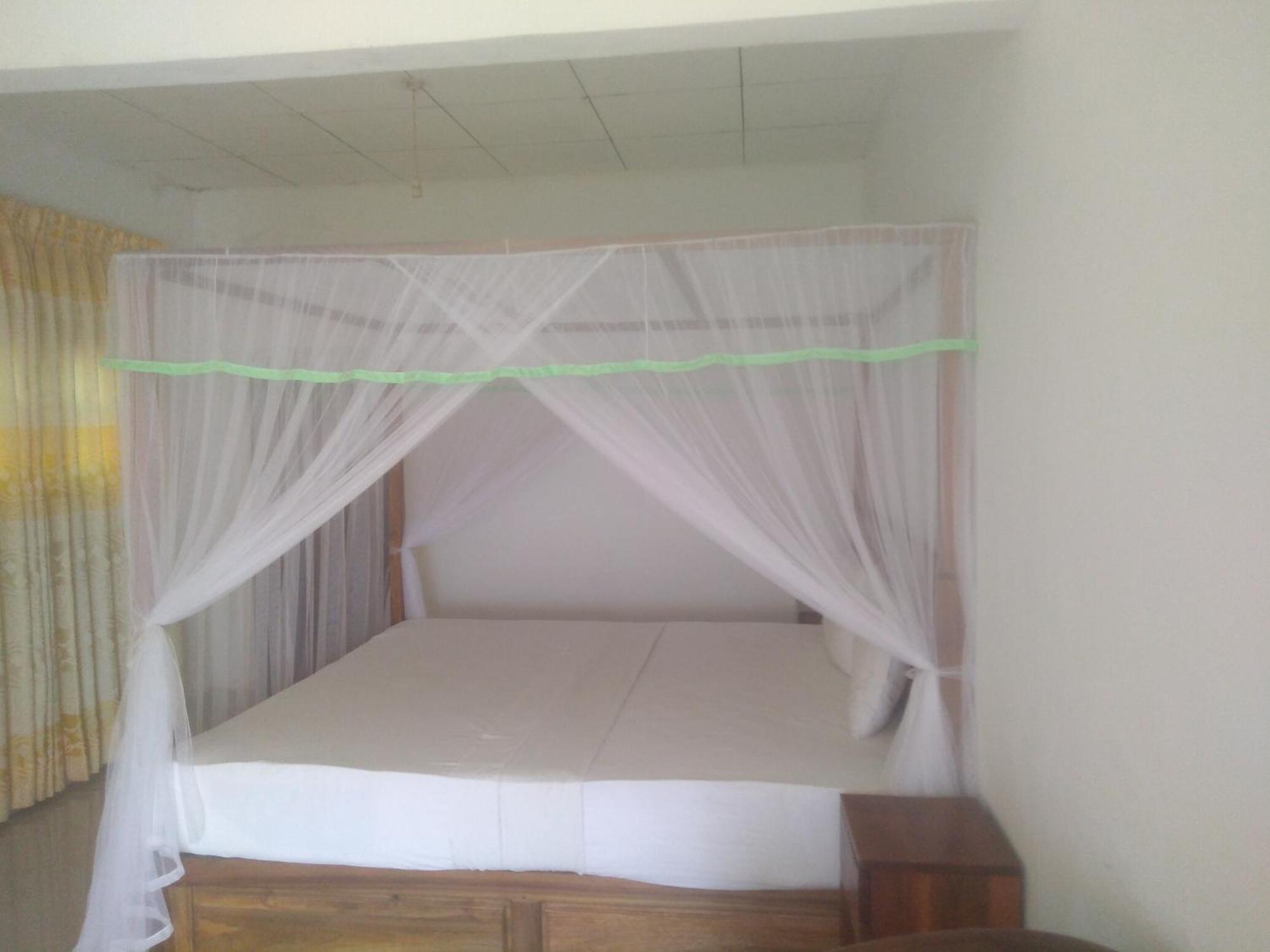 Sinharaja Hostel 114 Deniyaya Phòng bức ảnh